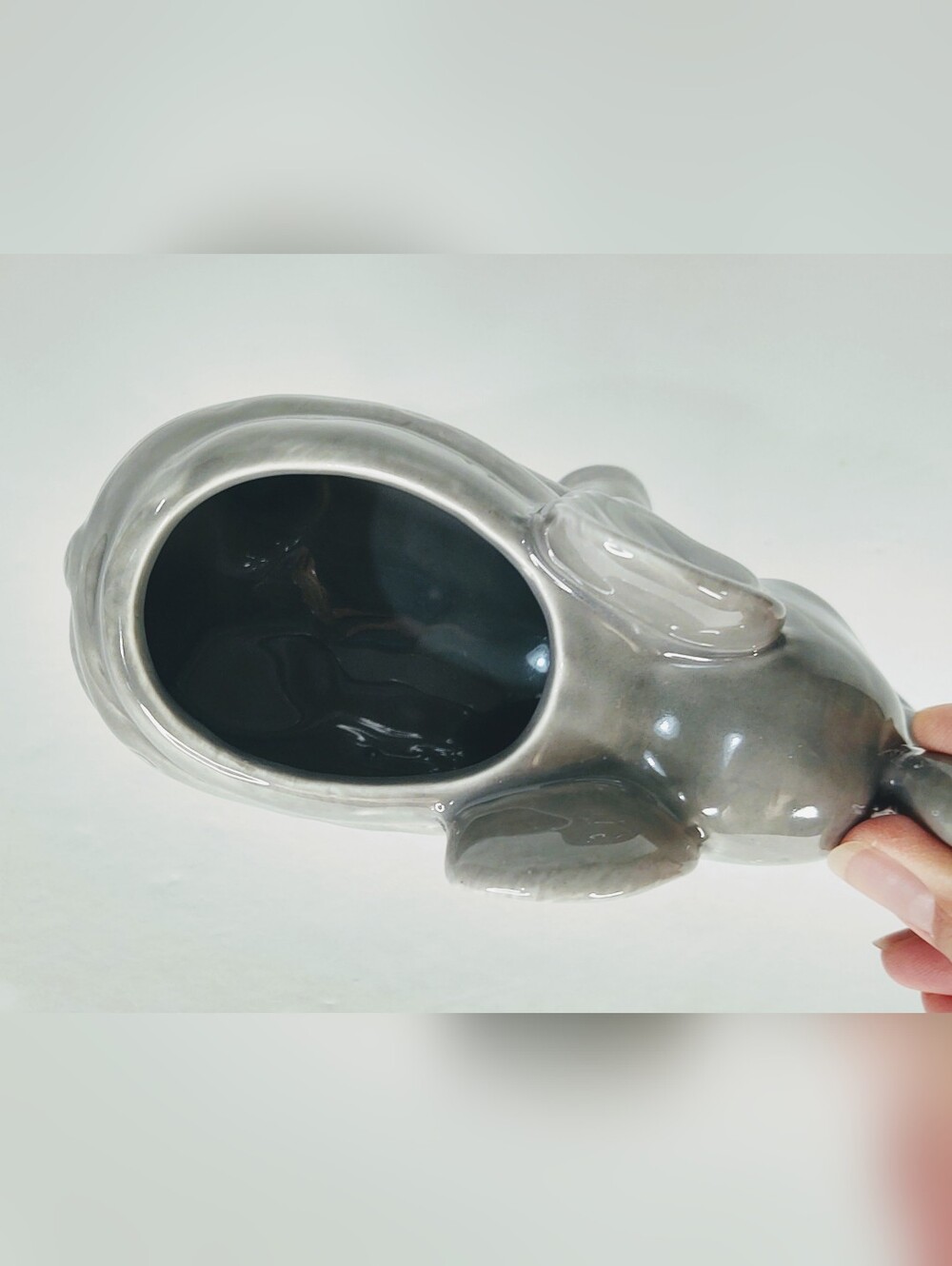High Gloss Ceramic Elephant Planter Small - Picture 3 of 9